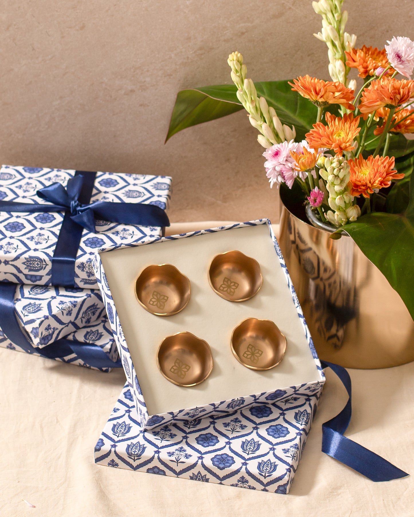 Gift box (for suchi lotus diya)