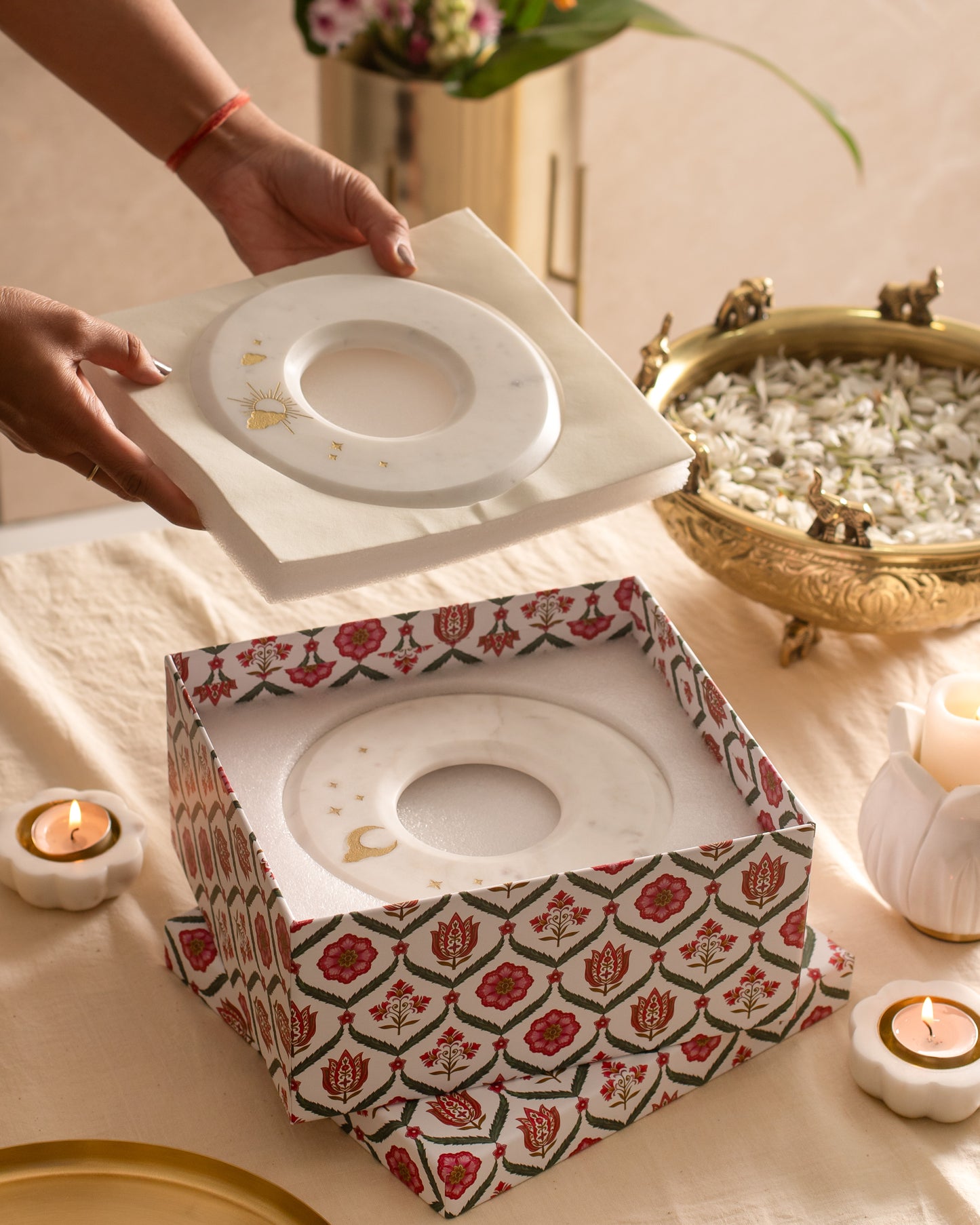 Gift box ( for chaand trivet set)