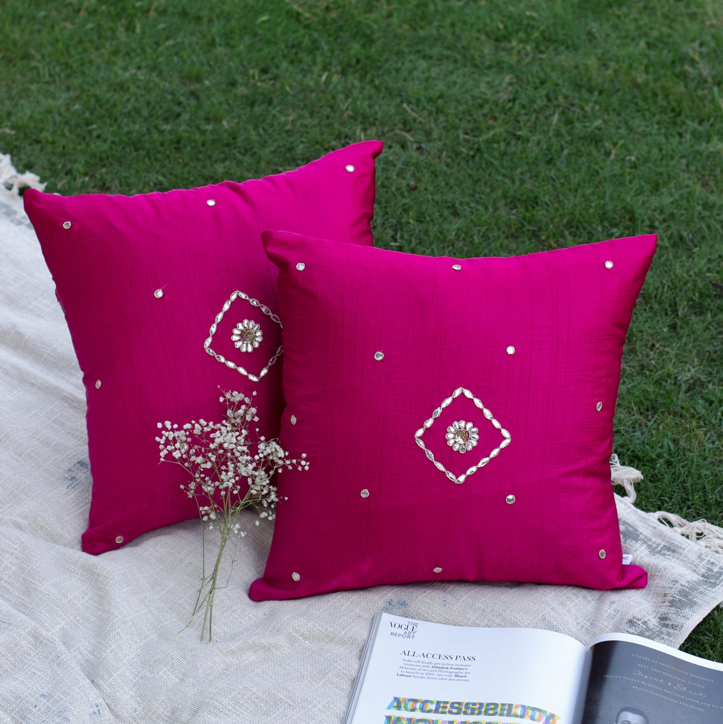 Mriya petal cushion cover - 18/18"