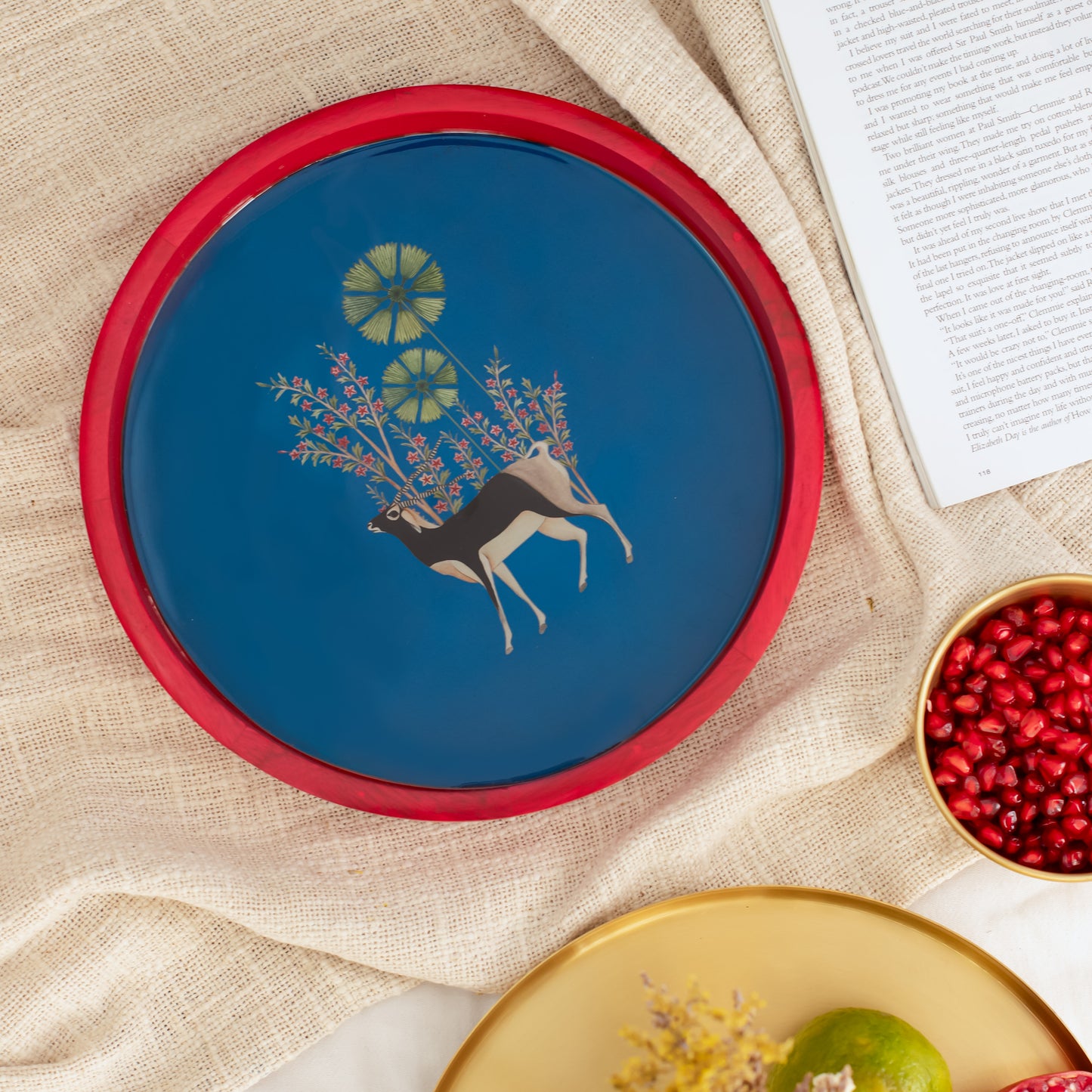 Chinkara Round Serving Tray (Mango wood)