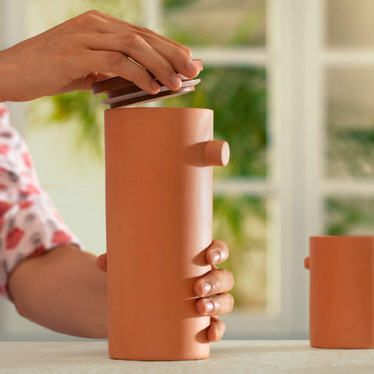 Terracotta carafe with wooden lid